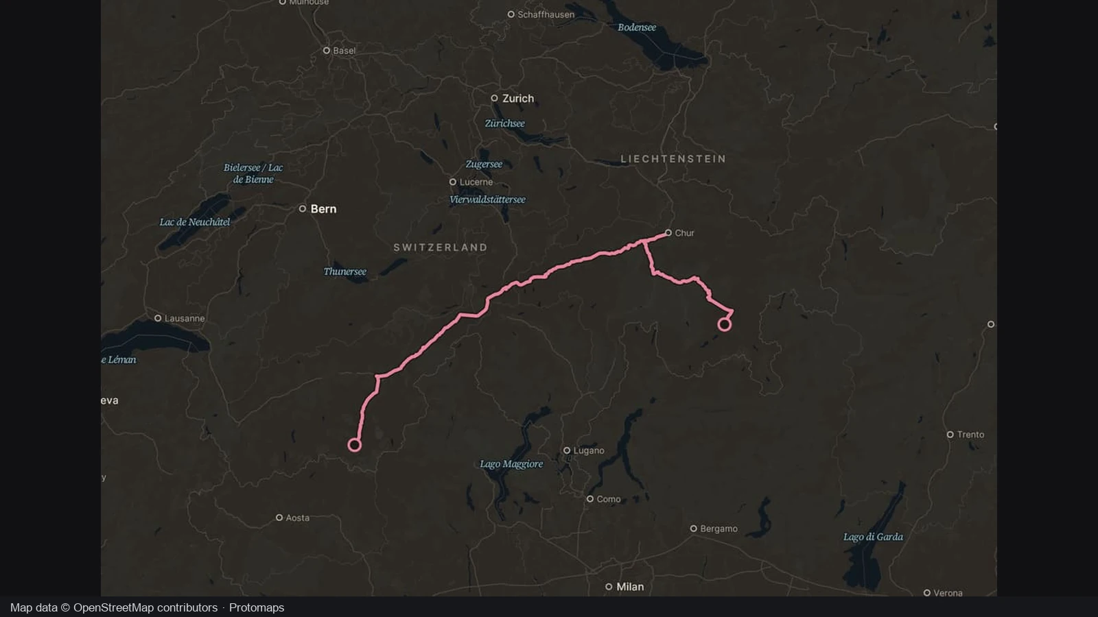 The same Glacier Express rail alignment on a dark map